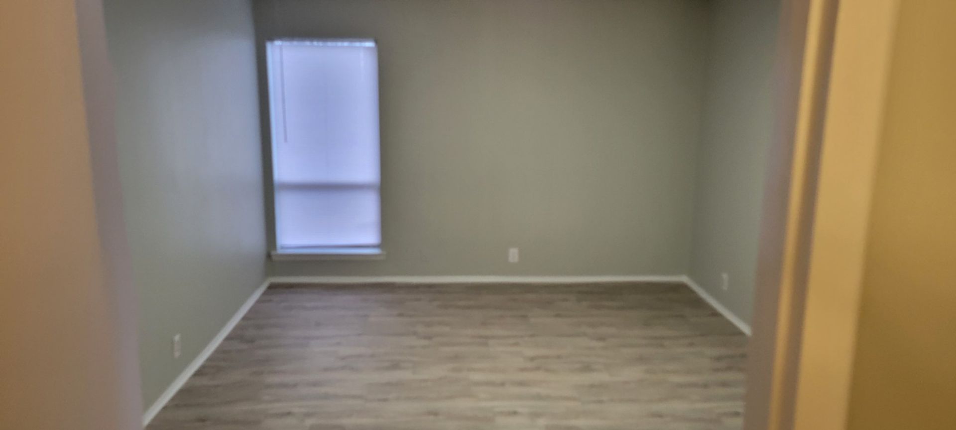 Rossville Apartment: 1591 Park City Road