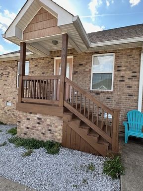 40 Shirley Lane – photo 1