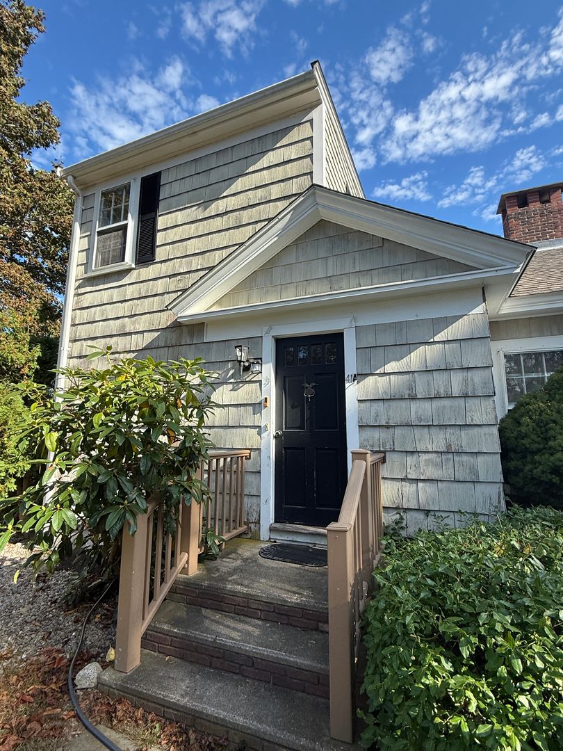 West Yarmouth House: 41 Bradford Road