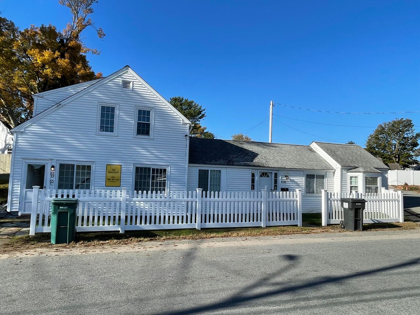 Hyannis Apartment: 65 Oak Neck