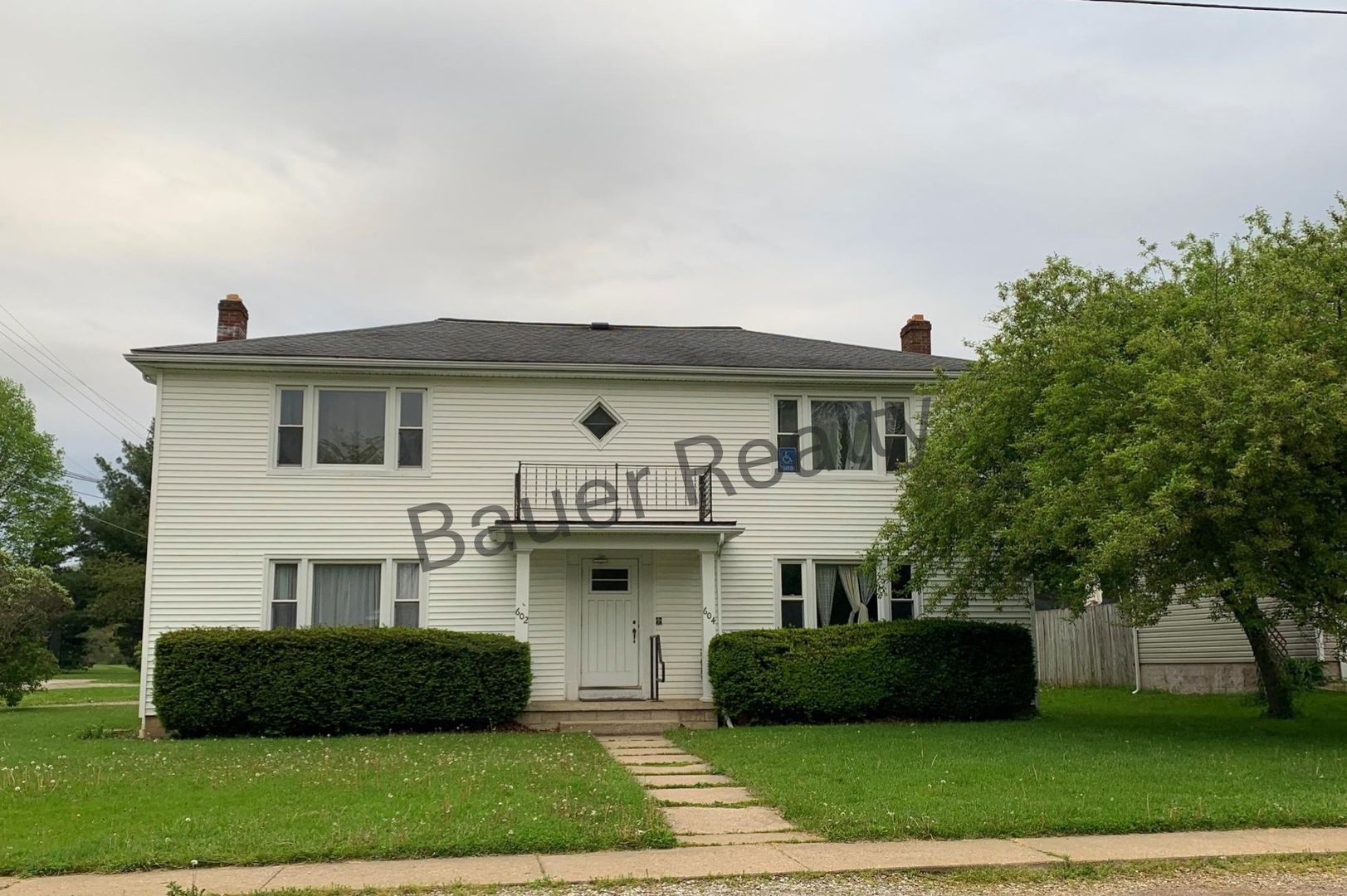 Ashland Apartment: 602-604 Parkside Drive