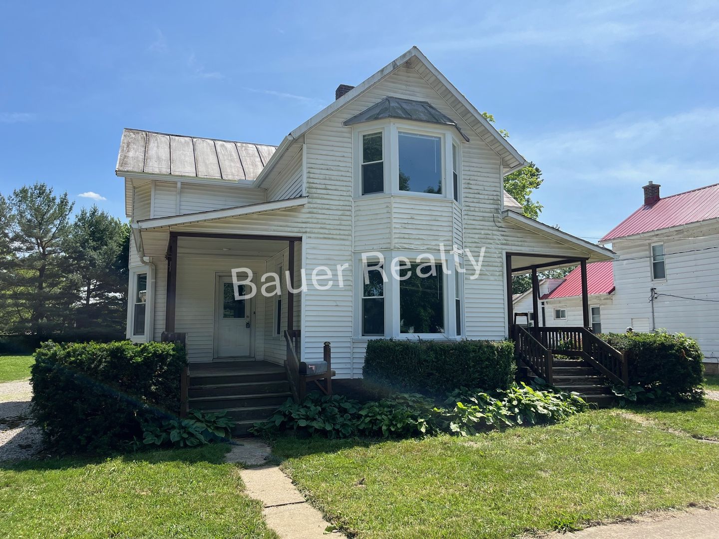 Greenwich House: 58 E Main Street