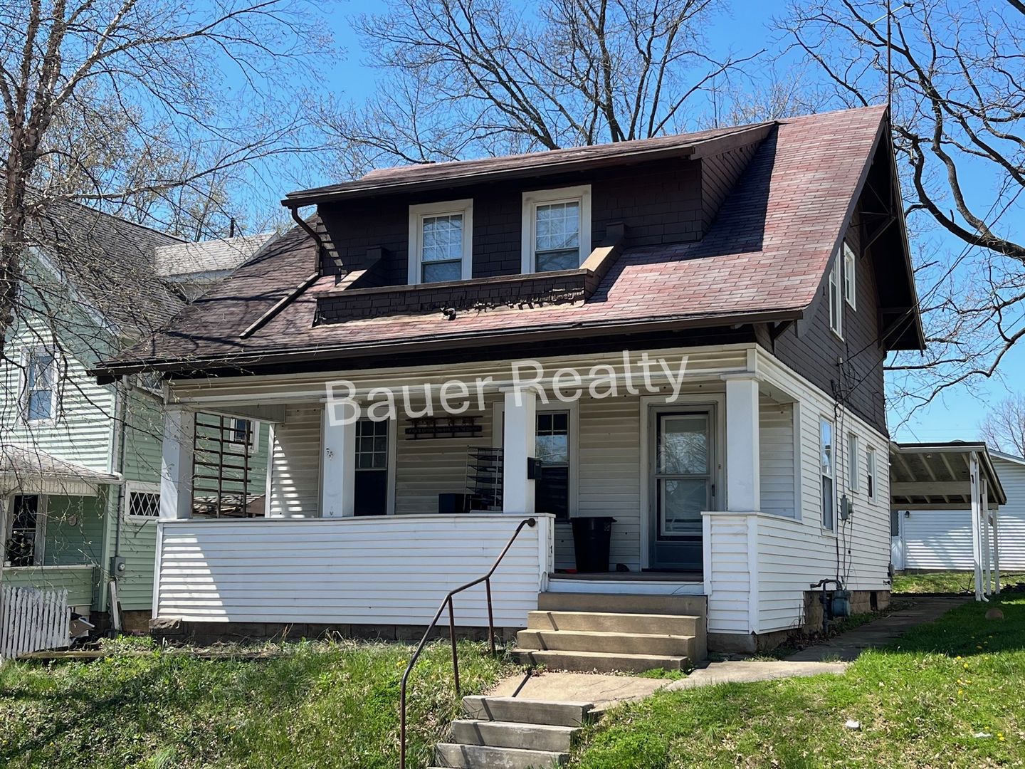 Ashland House: 330 Dorchester St