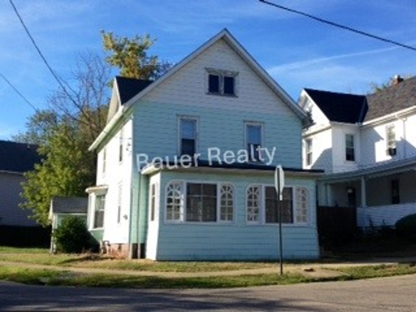 Ashland House: 300 Vesper Street