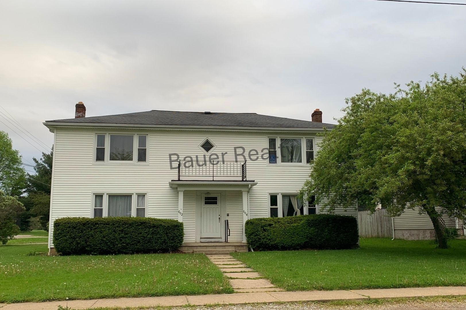 Ashland Apartment: 602-604 Parkside Drive