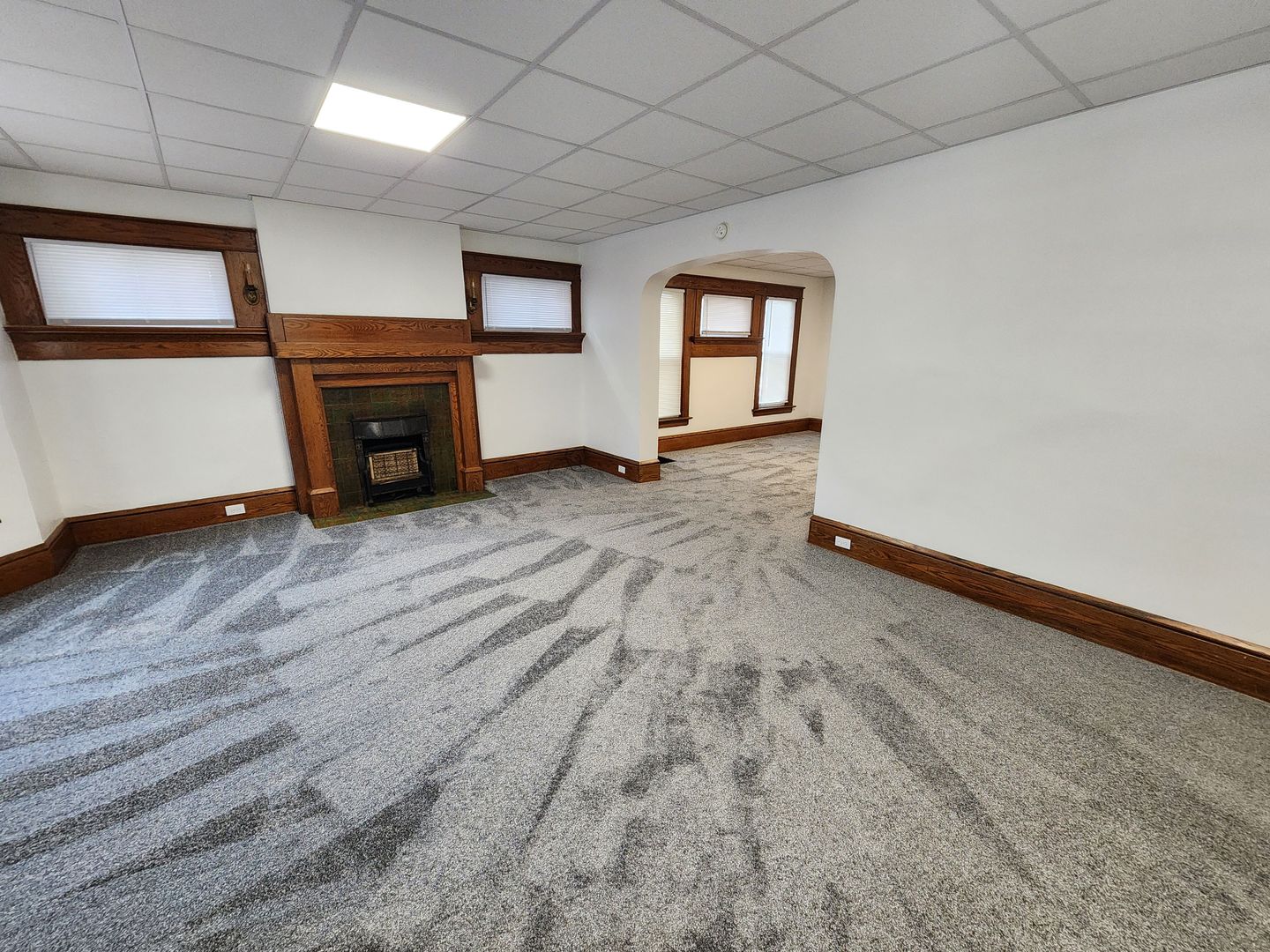 Erie Apartment: 825 Chestnut Street