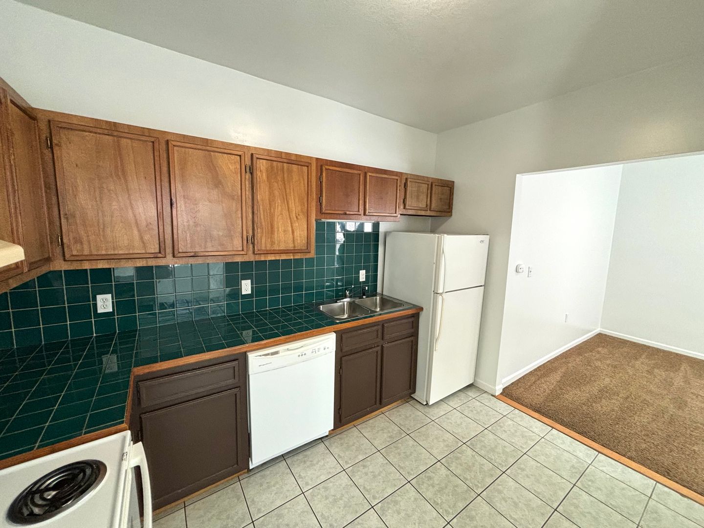 Erie Apartment: 818 Sassafras Street