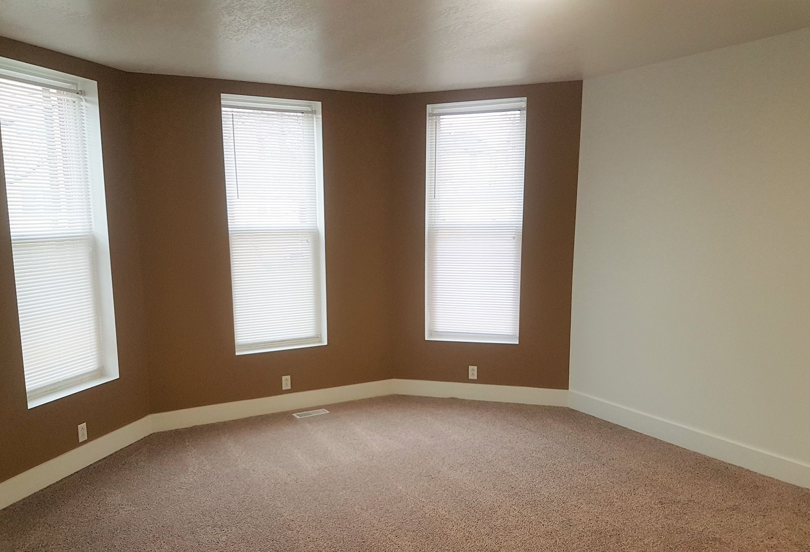 Erie Apartment: 301 West 8th Street