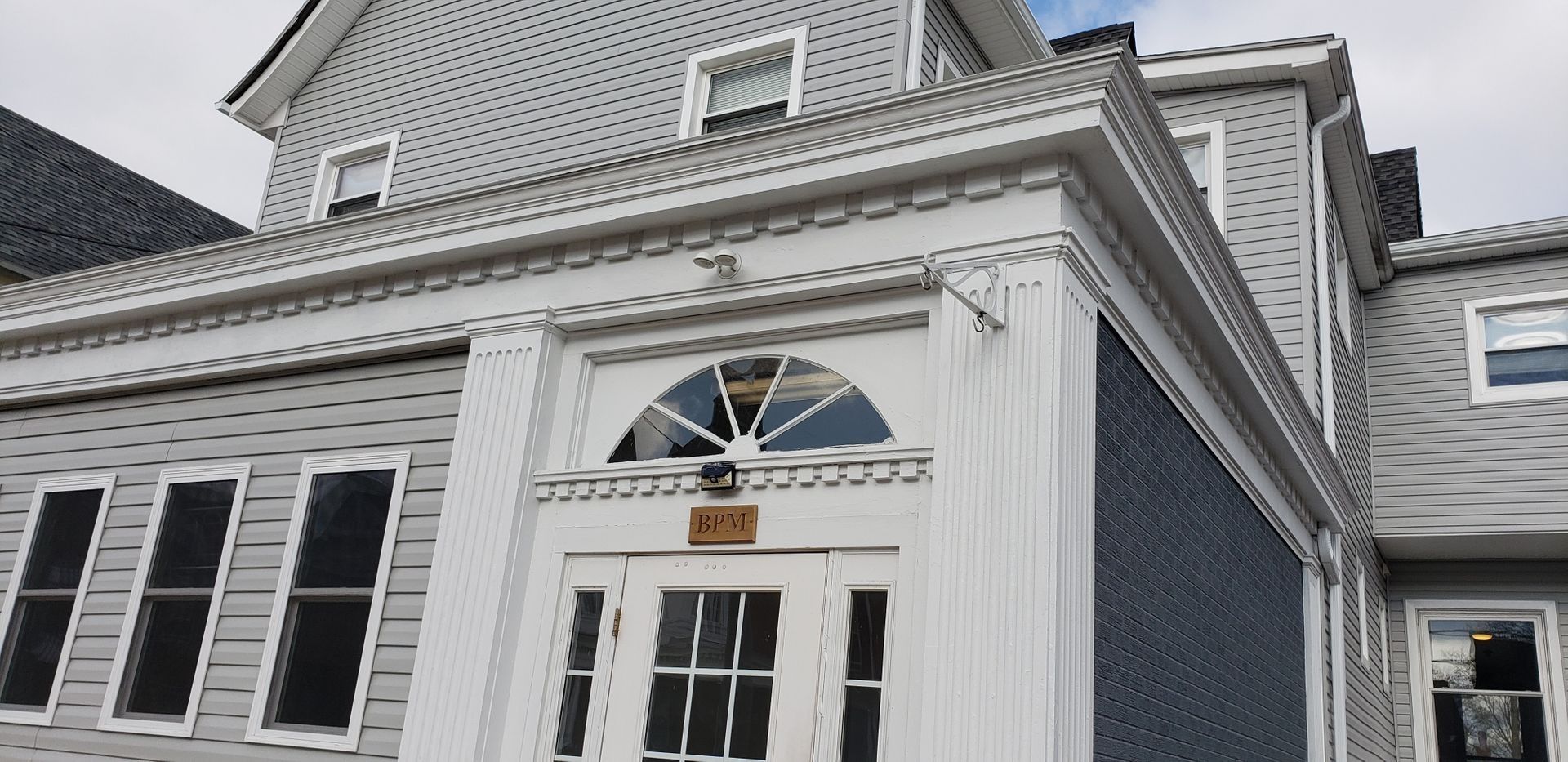 Erie Apartment: 320 West 8th Street