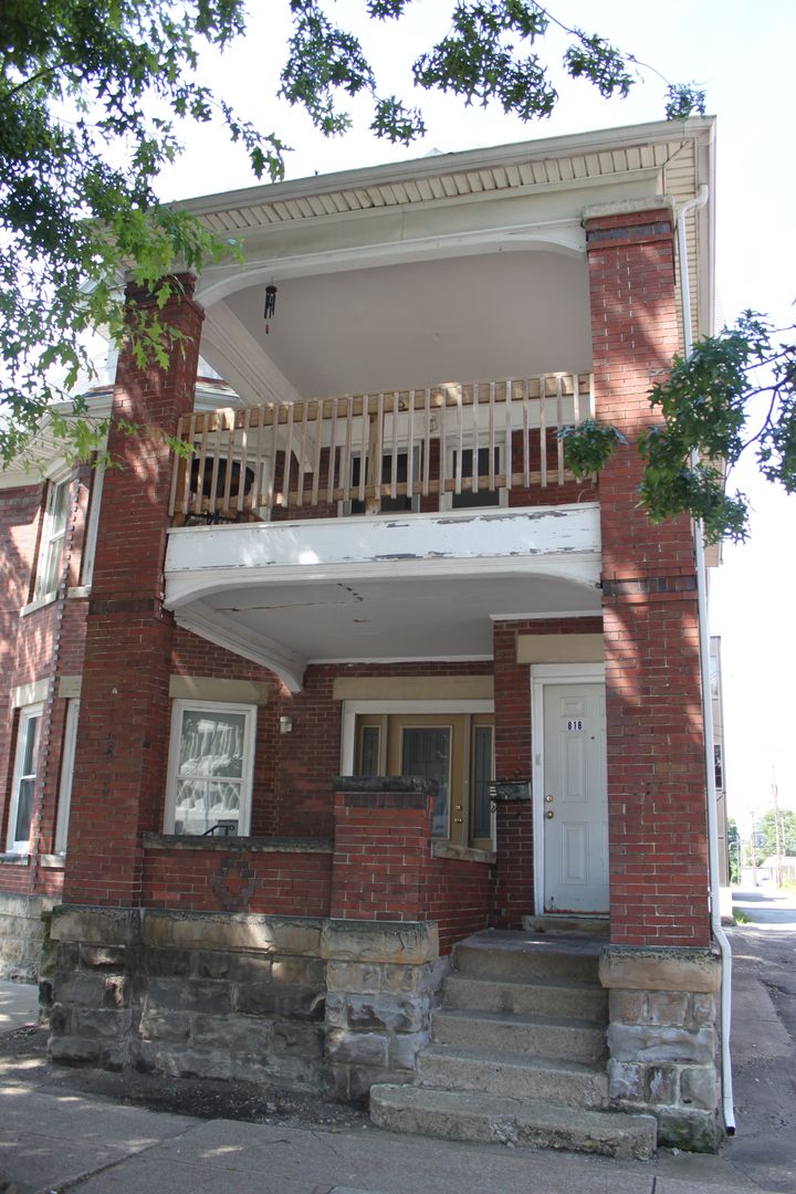 Erie Apartment: 818 Sassafras Street