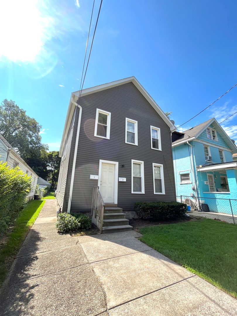 Erie Apartment: 515 West 3rd Street