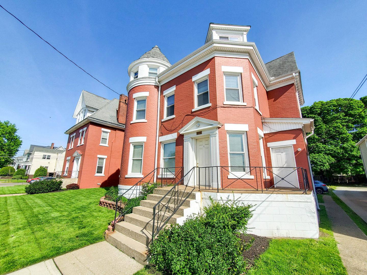 Erie Apartment: 301 West 8th Street