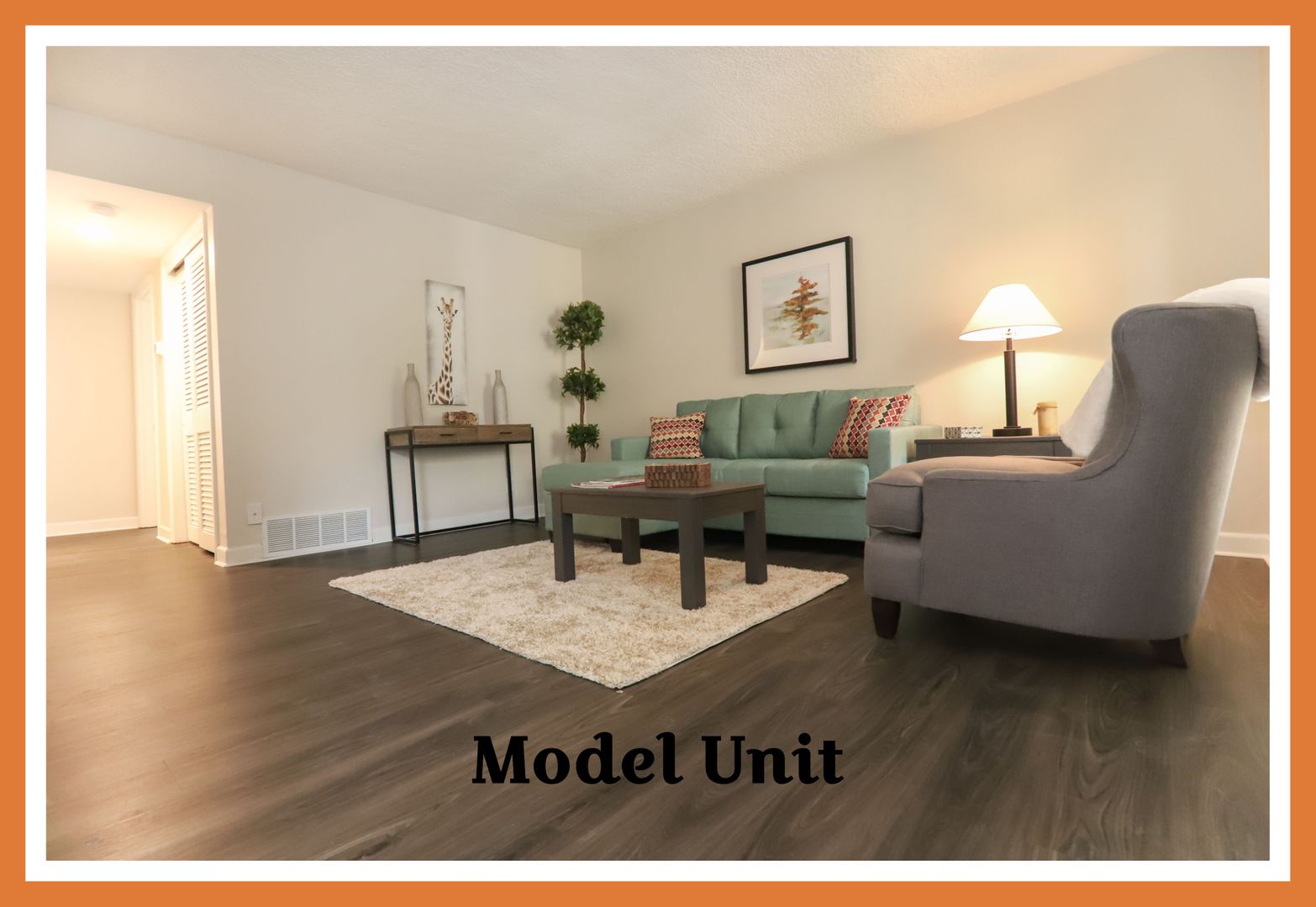 Lexington Apartment: 521/527 E. Main Street