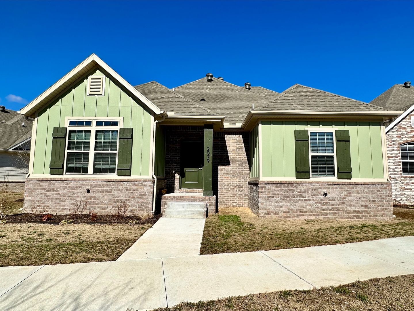 Fayetteville Apartment: 2079 Penelope Ln.