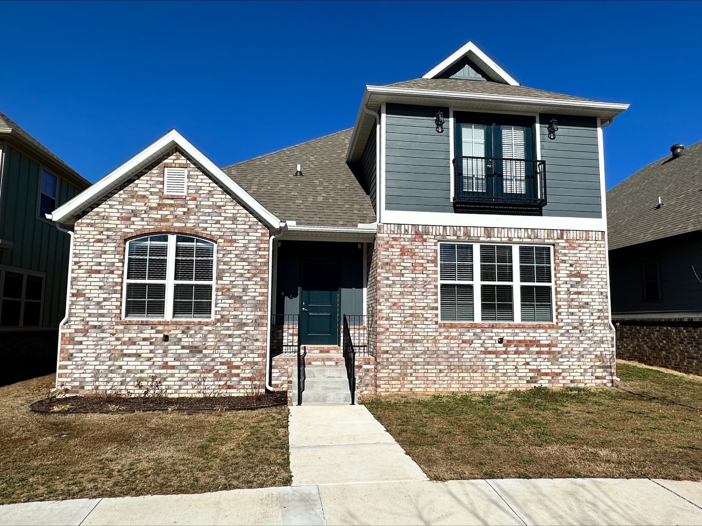 Fayetteville Apartment: 2073 Penelope Ln.