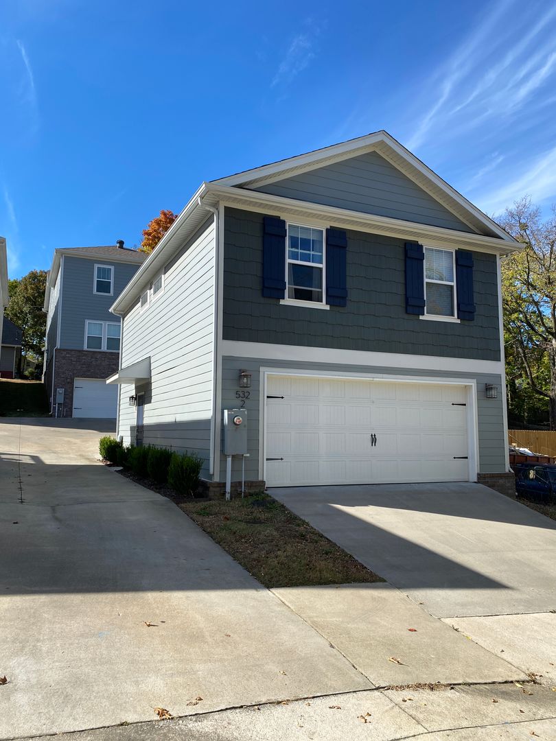 Fayetteville Apartment: 532 N Highland