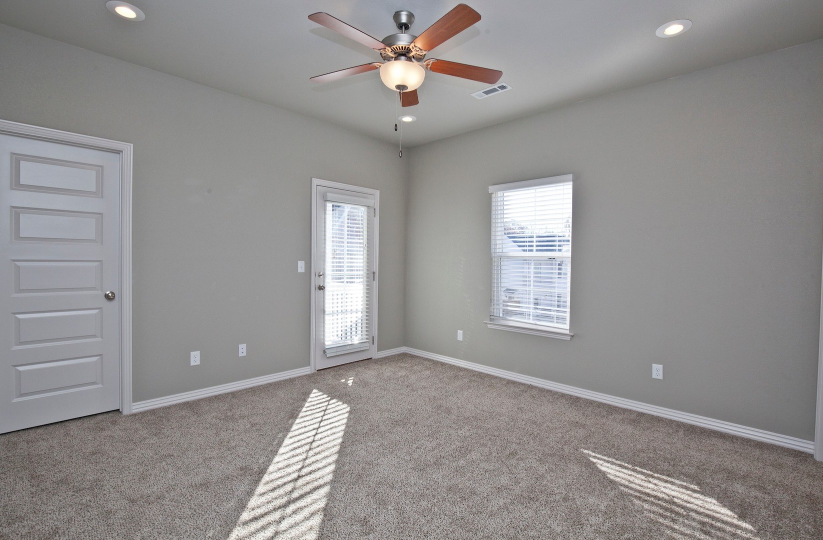3805 W Pawnee Rd. 9 of 12