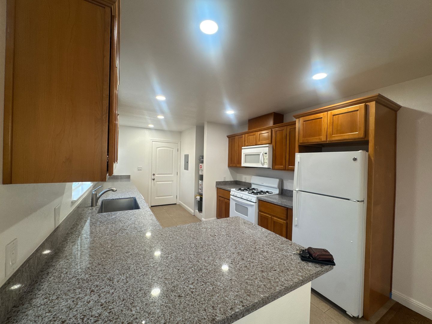 Oakland Apartment: 2685 Havenscour Boulevard