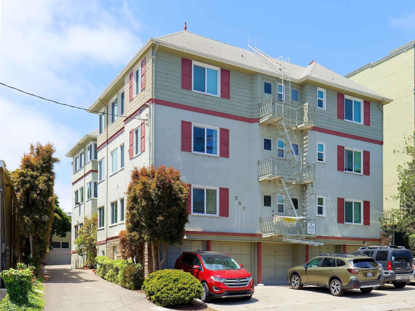 Oakland Apartment: 307 Lee St.