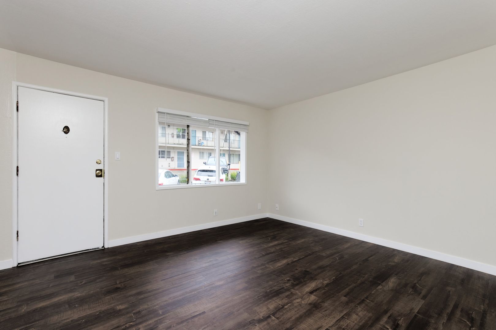 Oakland Apartment: 261-269 Fairmount Avenue
