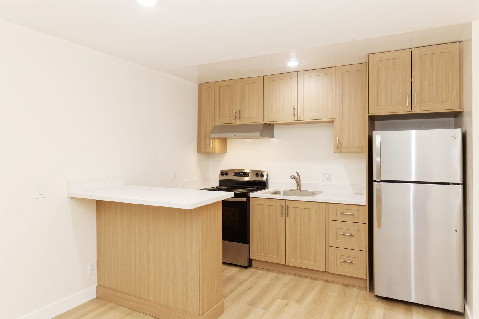 Oakland Apartment: 1565 Madison Street