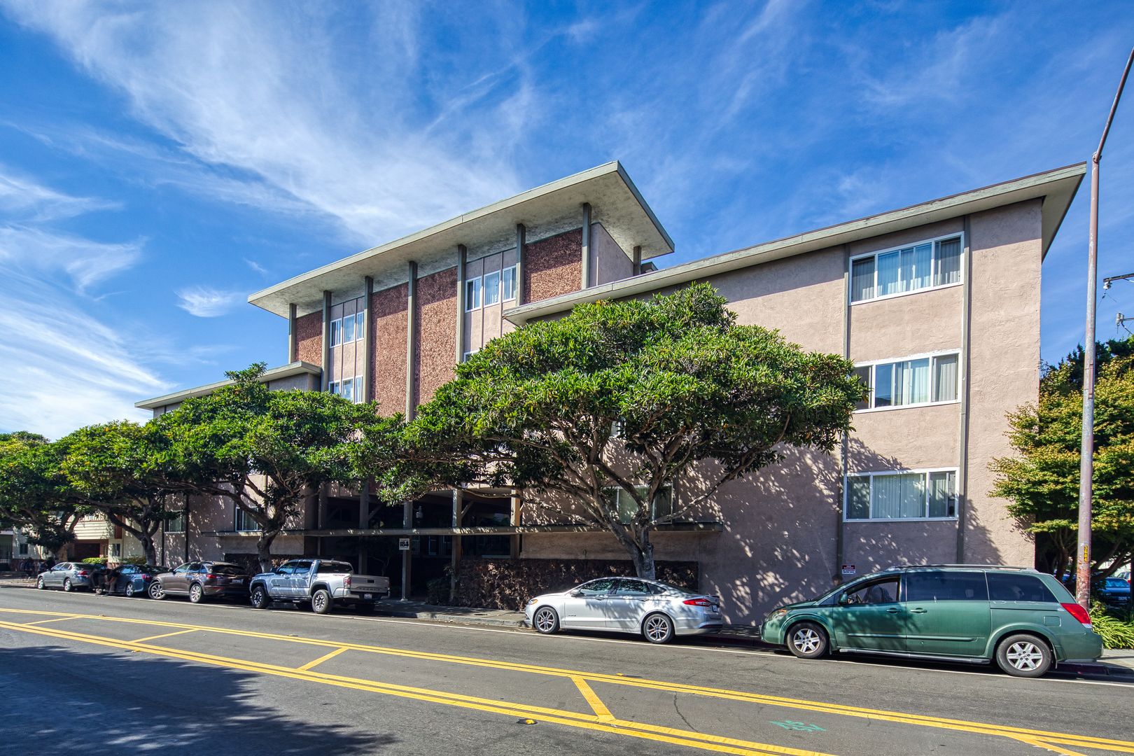 San Leandro Apartment: 184 Callan Ave