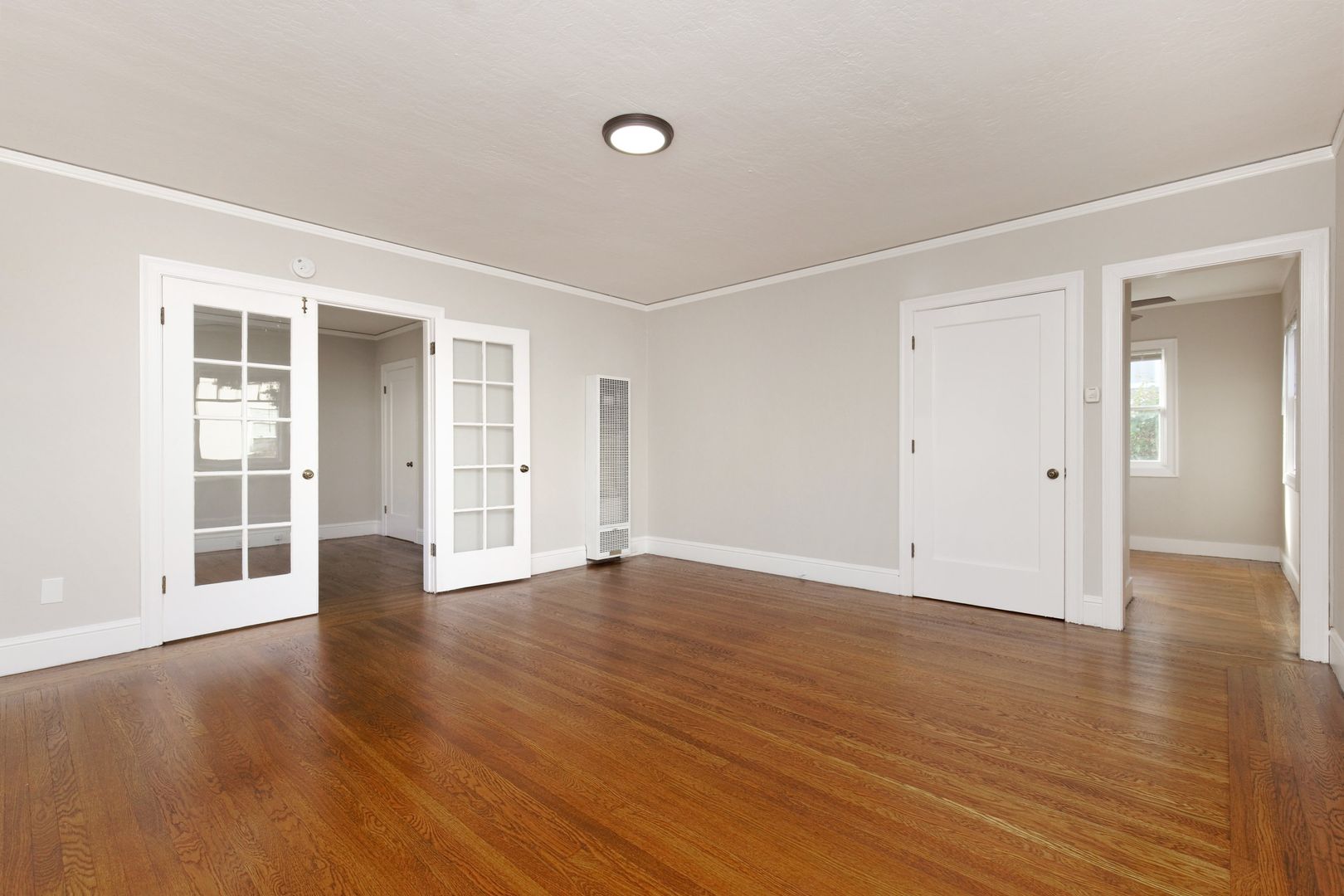 Alameda Apartment: 527-529 Central Ave