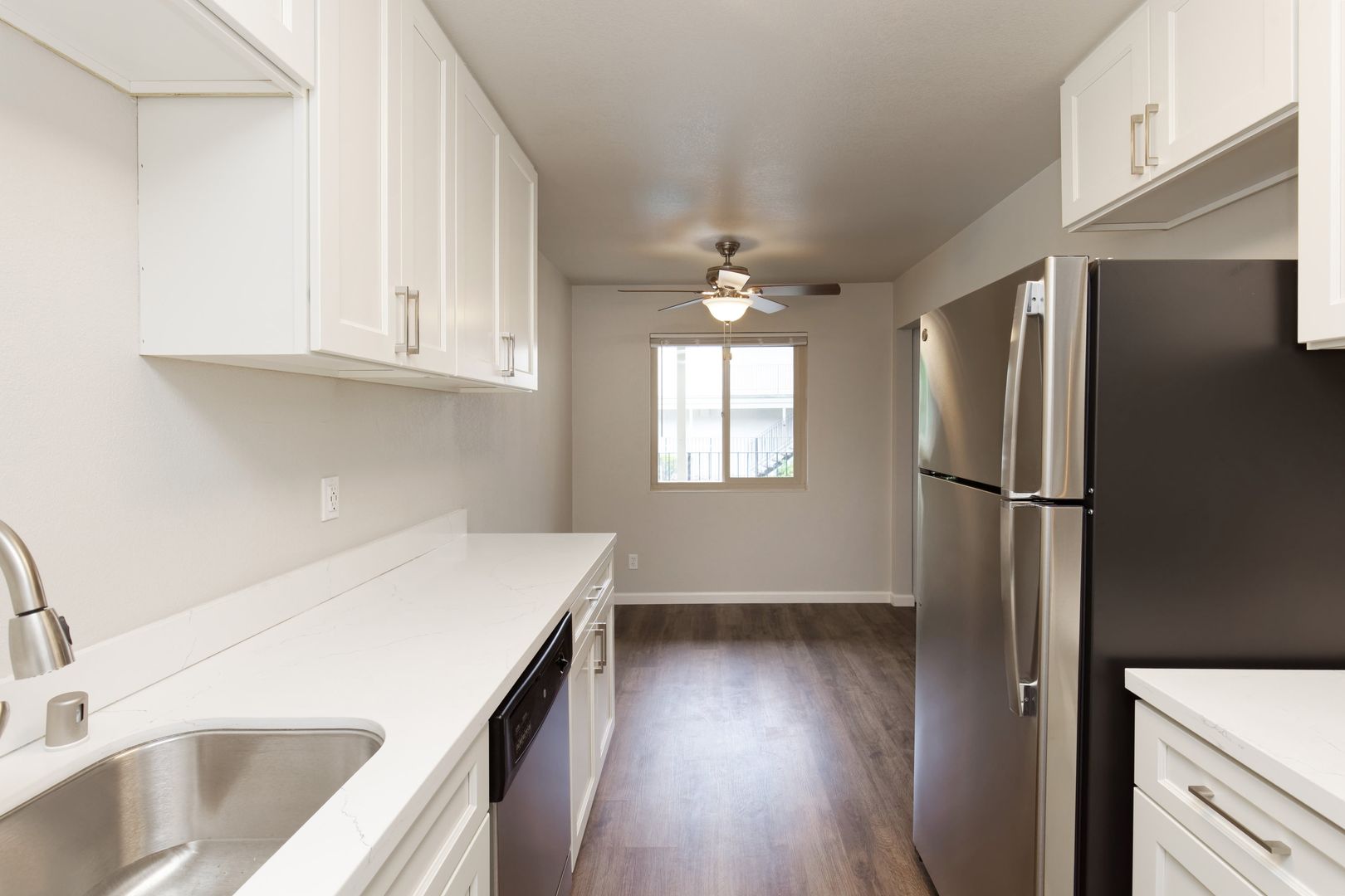 Castro Valley Apartment: 20928 Wilbeam Ave