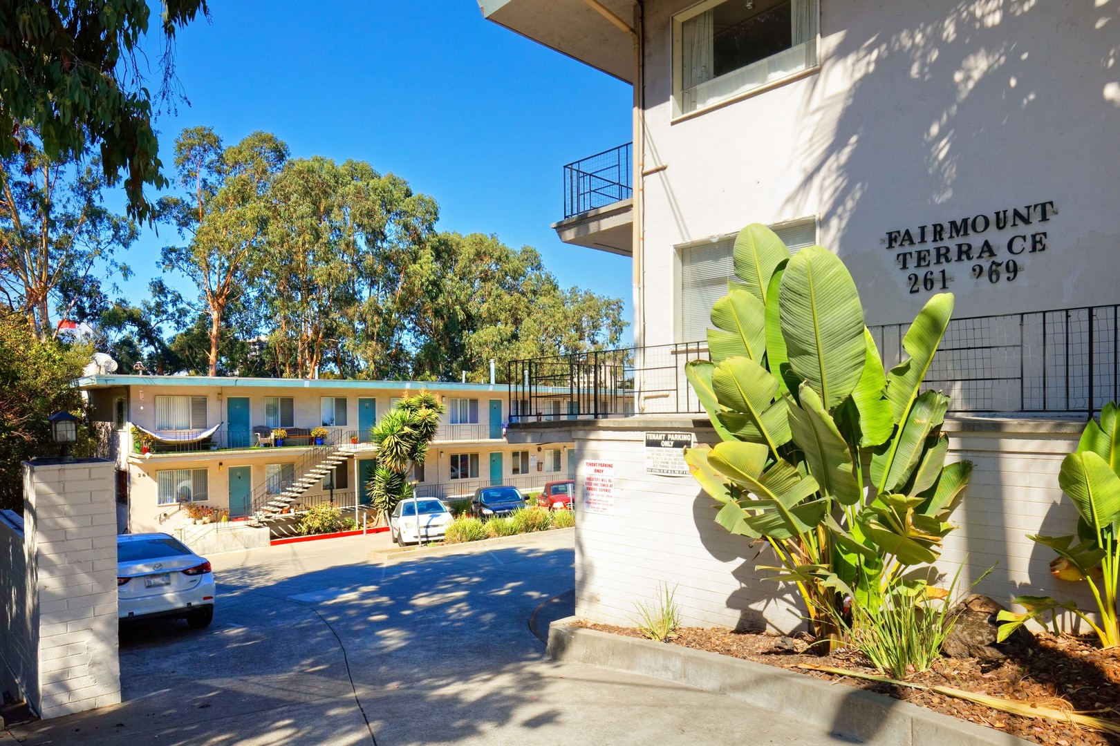 Oakland Apartment: 261-269 Fairmount Avenue