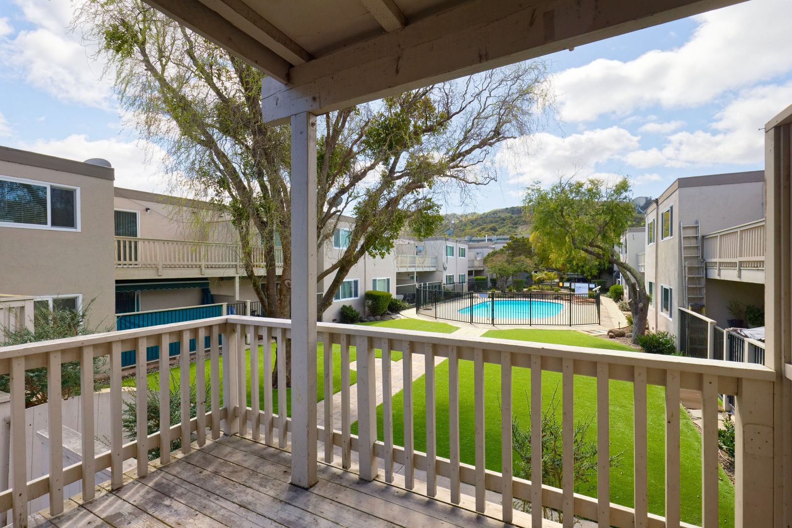 El Sobrante Apartment: 5017-5019 San Pablo Dam Road