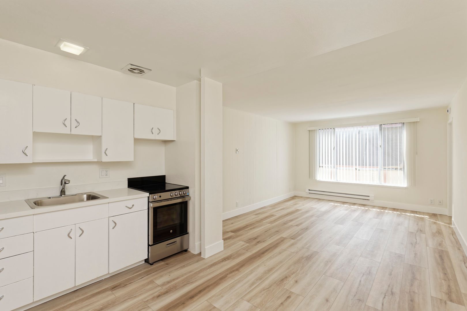 Oakland Apartment: 1520 Jackson St.