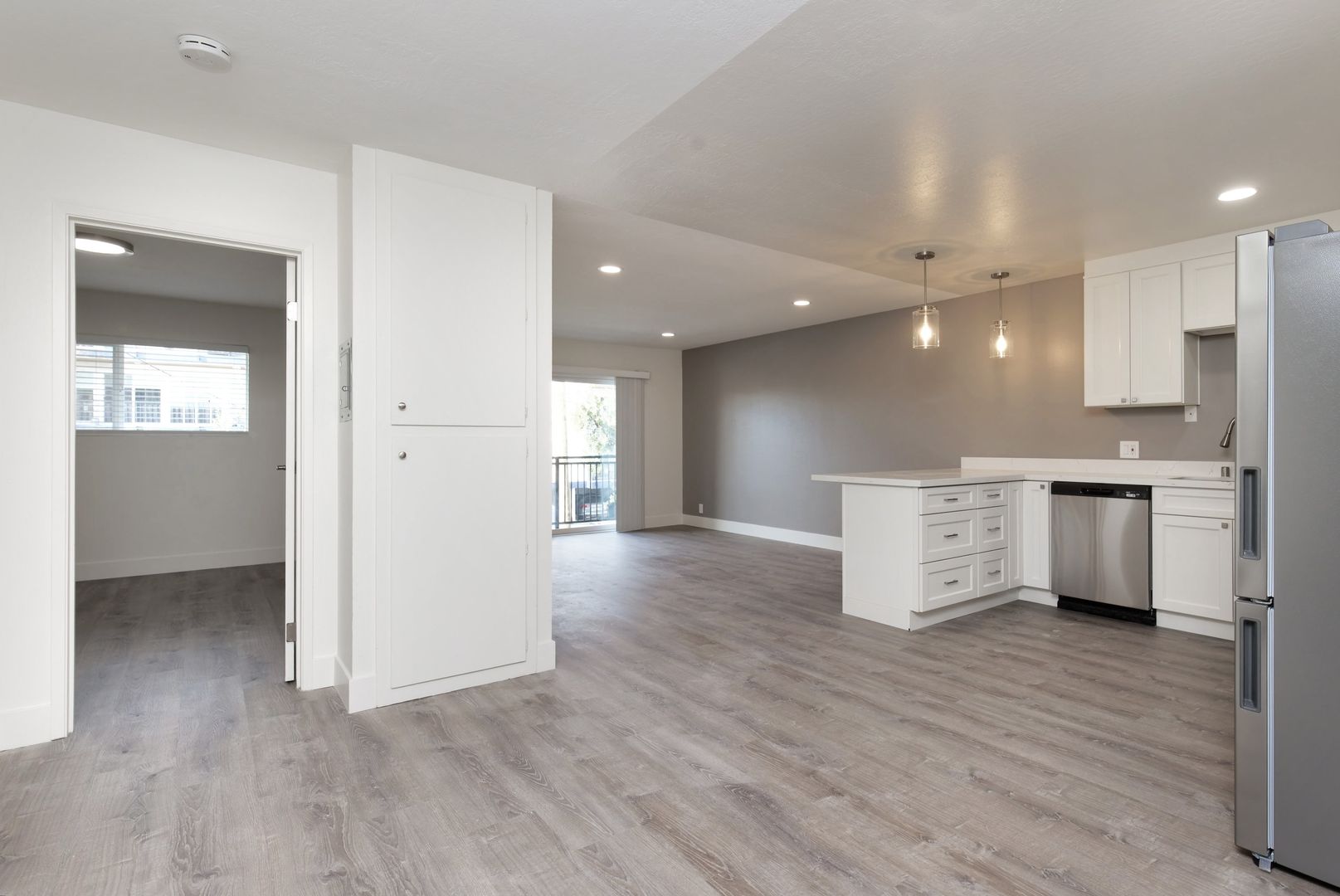 San Leandro Apartment: 355 Estabrook Street