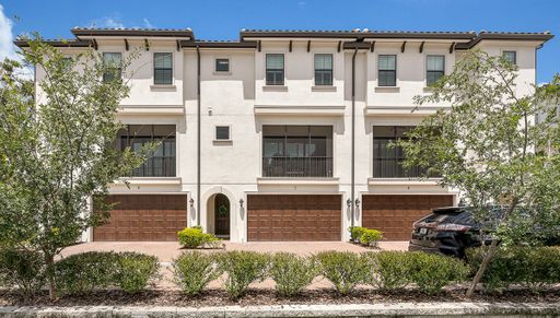 Plant High School district-South Tampa 3-story, 4 Bedroom Townhome Available Oct. 2, 2026! – photo 1