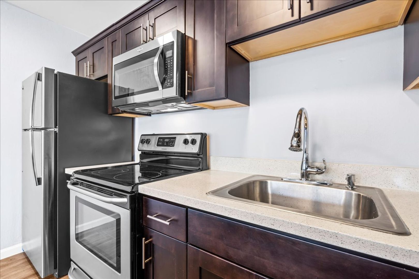 Berkeley Apartment: 2500 Dana St