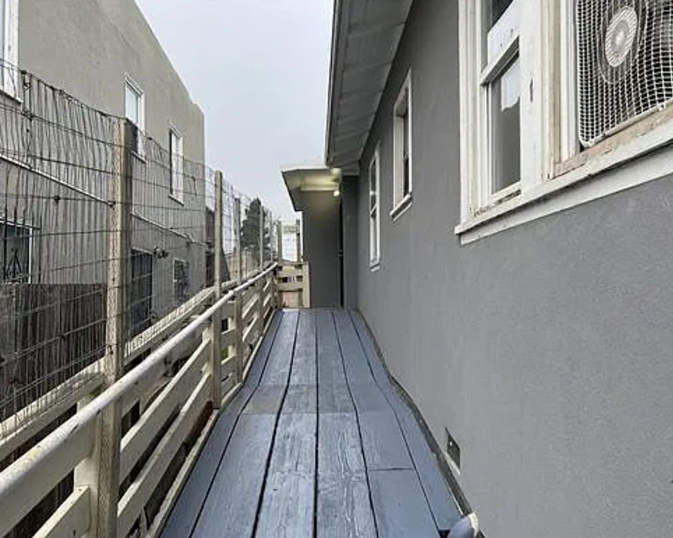Oakland Apartment: 1321 83rd Avenue