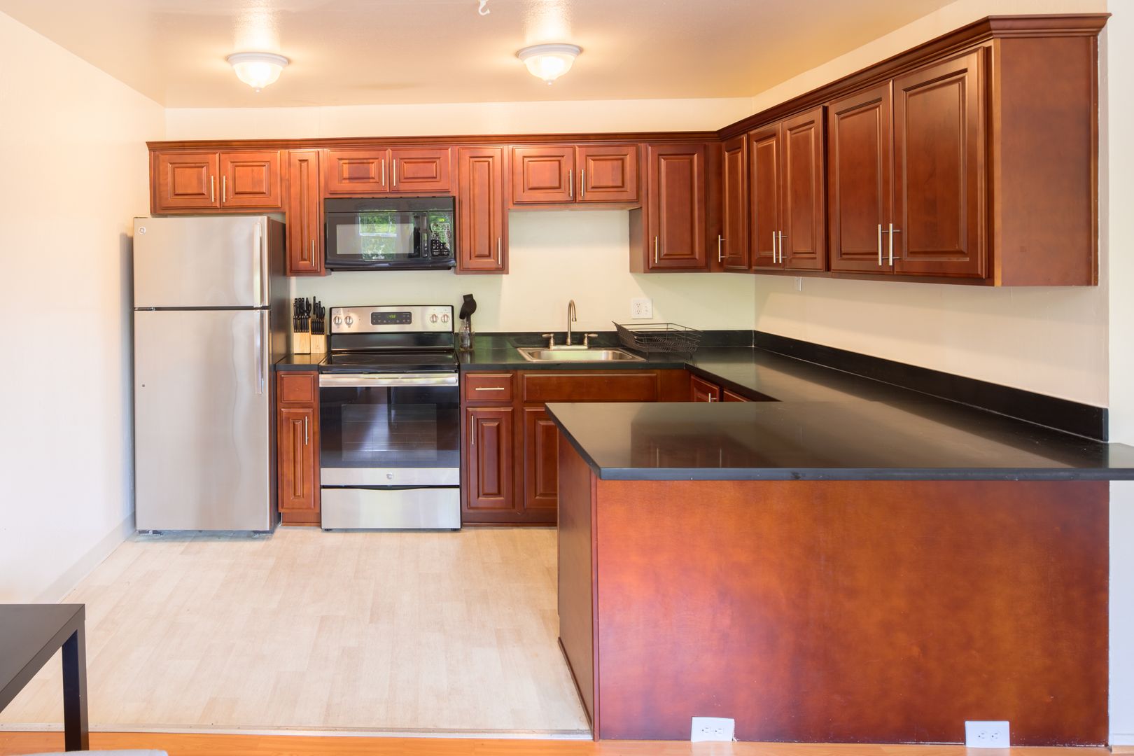 Berkeley Apartment: 2500 Dana St