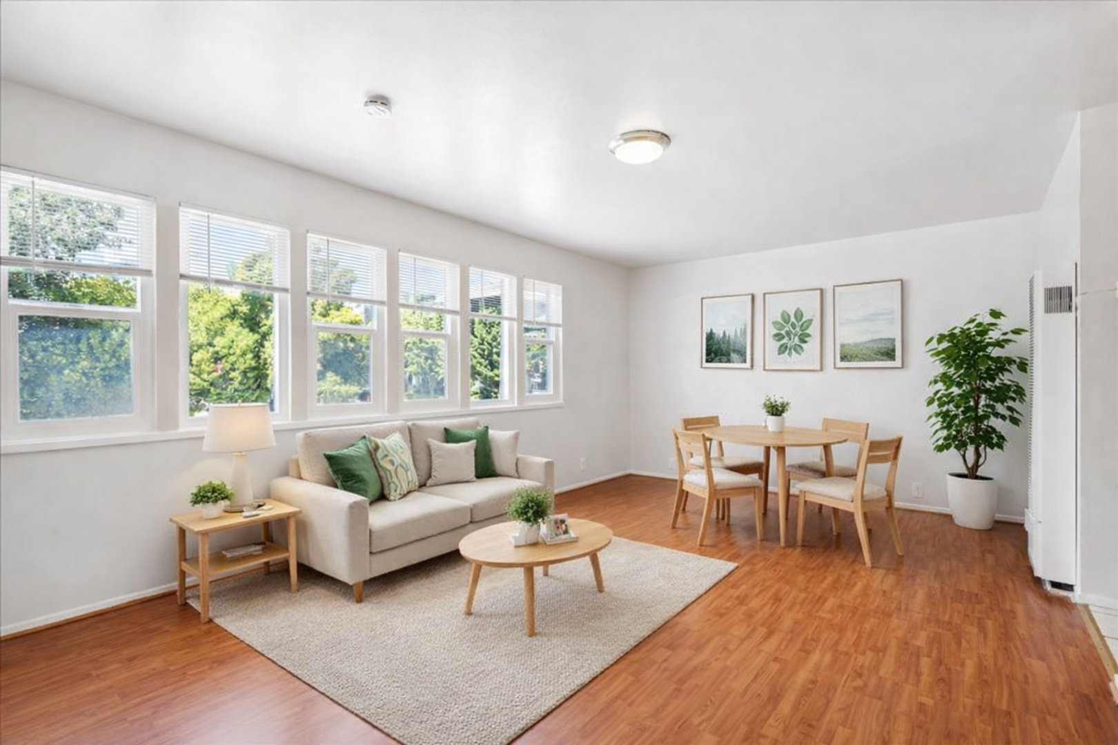 Berkeley Apartment: 2500 Dana St