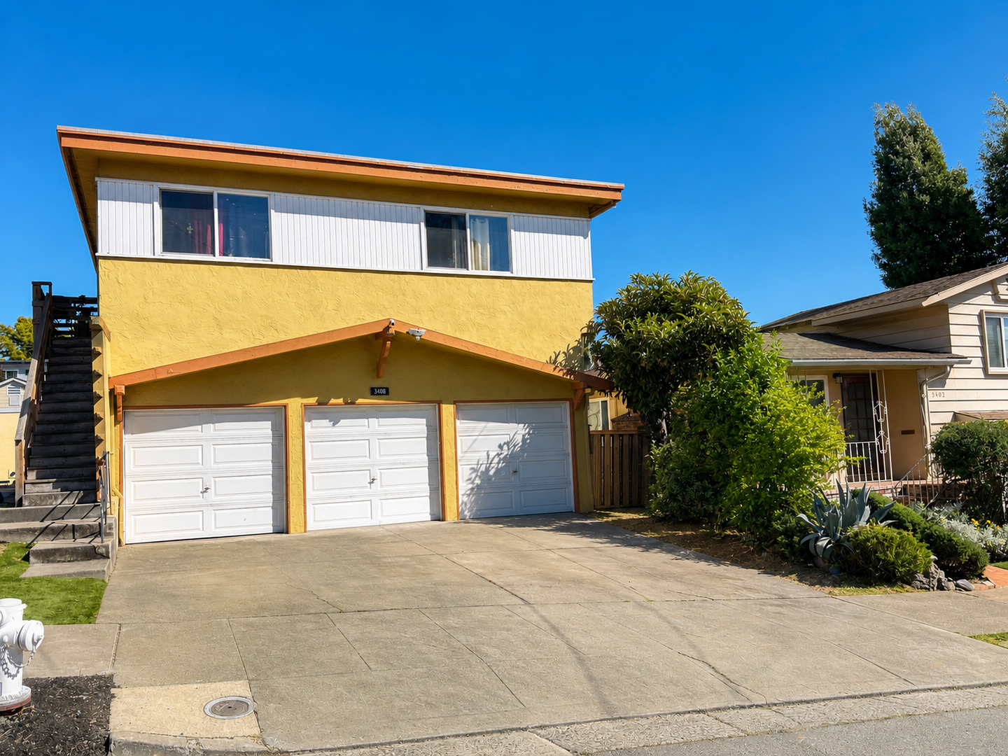 Oakland Apartment: 3408 68th Avenue