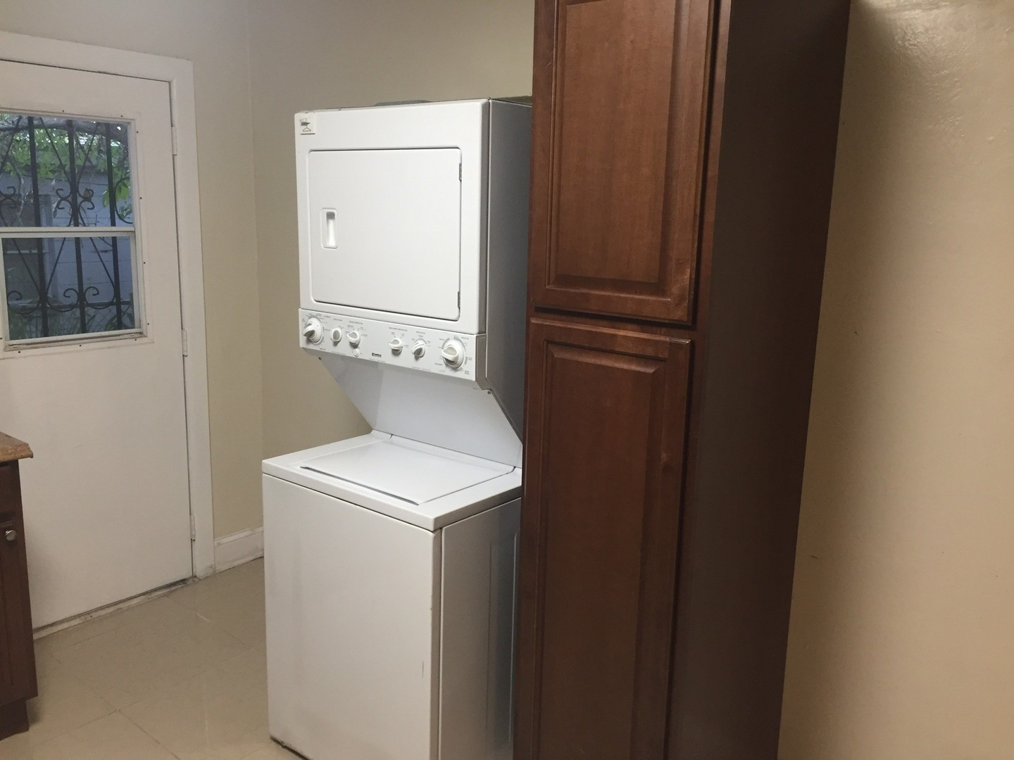 Tampa House: 1722 W Arch St