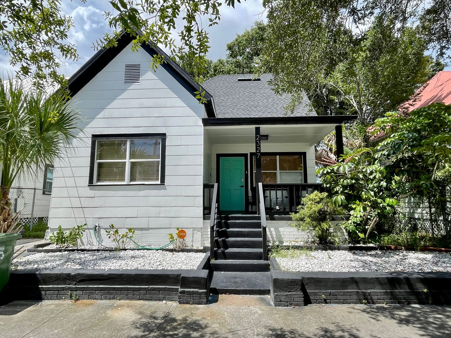 Tampa House: 2327 W Beach Street