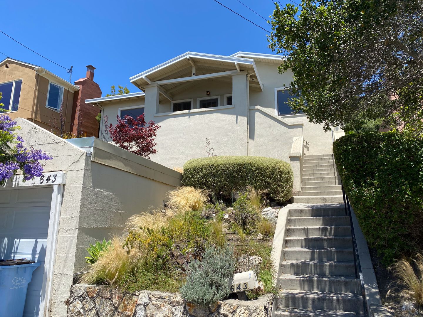 Berkeley House: 643 Santa Rosa Ave