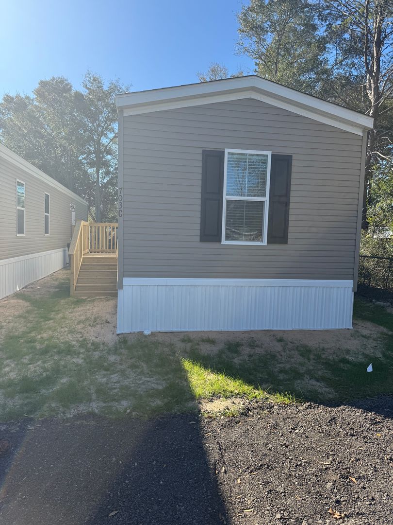 BRAND NEW 3 BR 2 BATH LUXURY MOBILE HOME