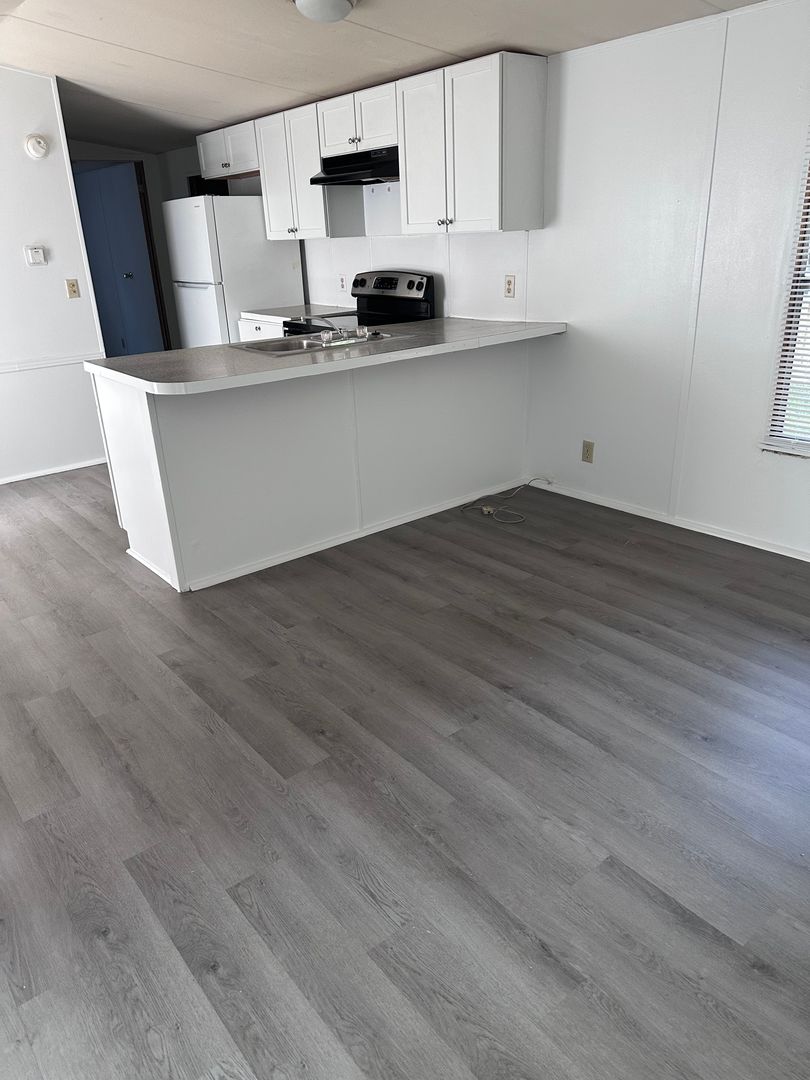 Defuniak Springs Apartment: 46-116 Blue Gill Loop
