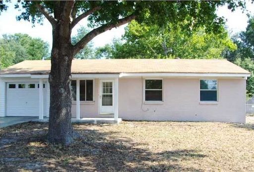 3-Bedroom/ 1.5-Bath - Delightful Home in Fort Walton Beach - Great Location "A Must-See Home" – photo 1