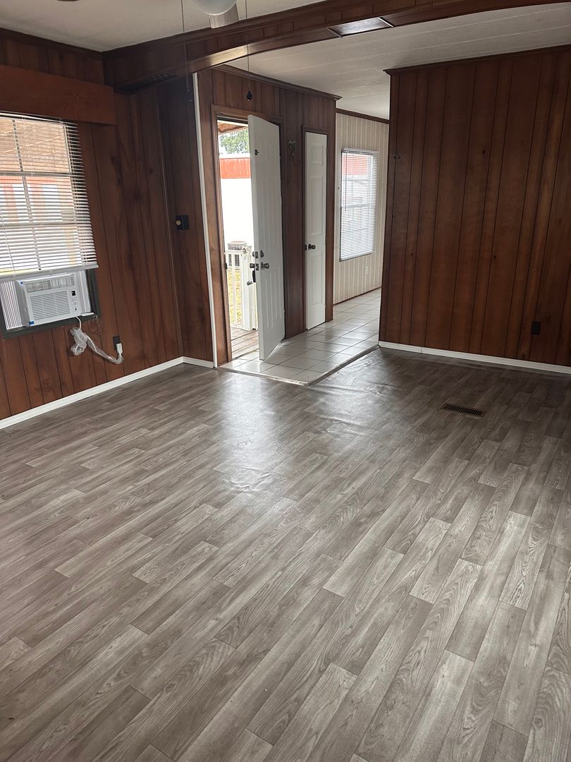 Fort Walton Beach Apartment: 103 Jackson Street