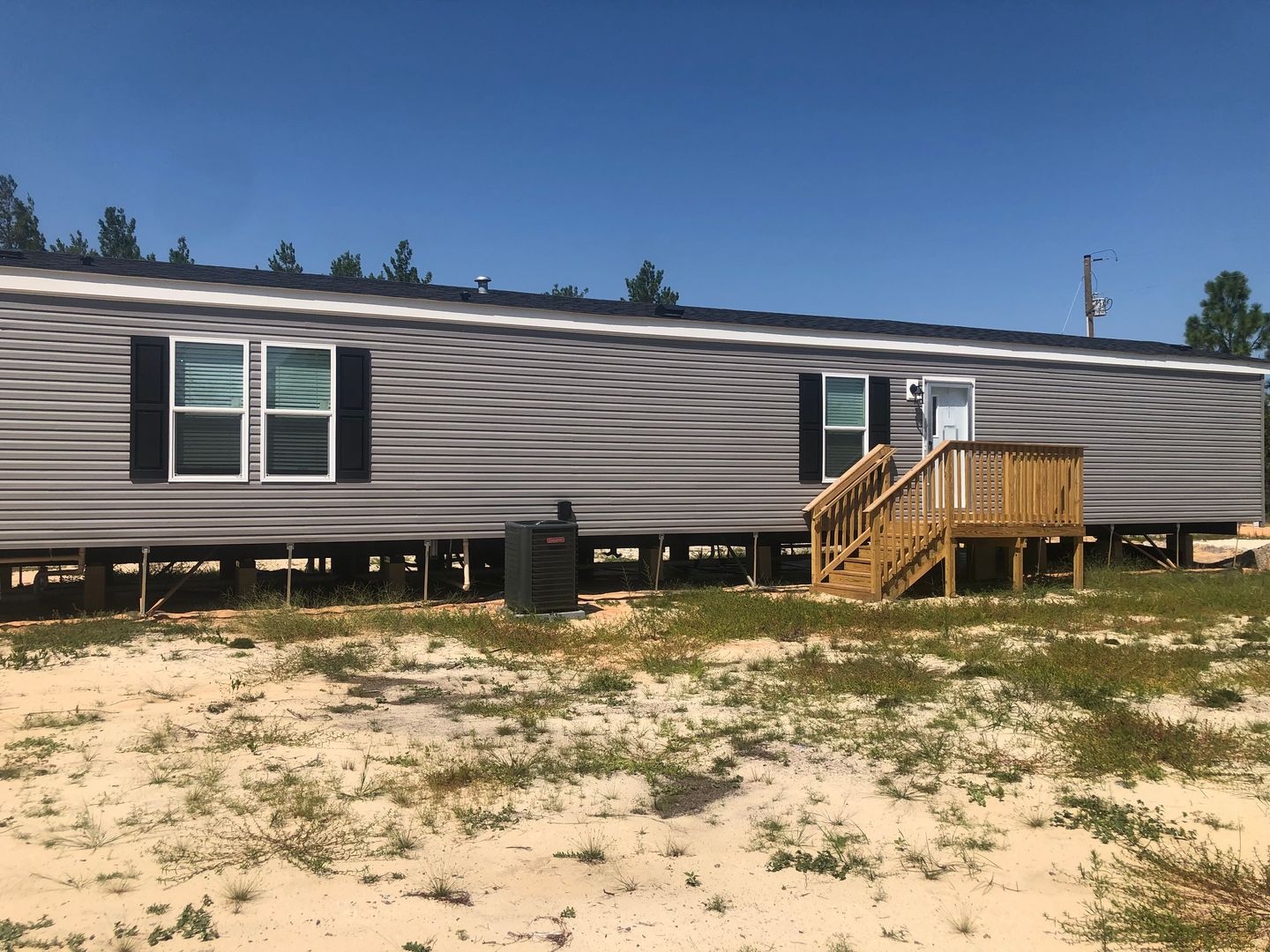 BRAND NEW-3 Bedroom / 2 Bath-MOVE-IN SPECIAL - 1 MONTH FREE - $ 1500 m/o 