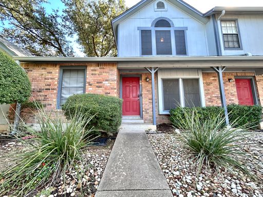 2 Bed | 1.5 Bath Austin Rental with Fenced Yard & Pool – photo 1