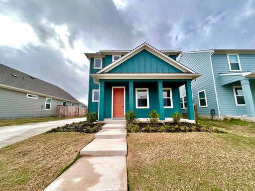 Spacious 3-Bed, 2.5-Bath Home with Fenced Yard | Taylor, TX