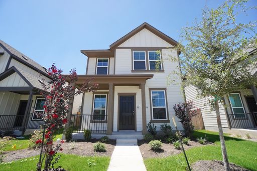 Beautiful 3-Bedroom, 2.5-Bath Home with 2-Car Garage in Taylor, TX