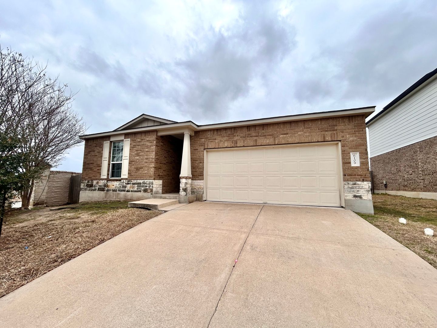 Austin House: 6109 Magnus Street